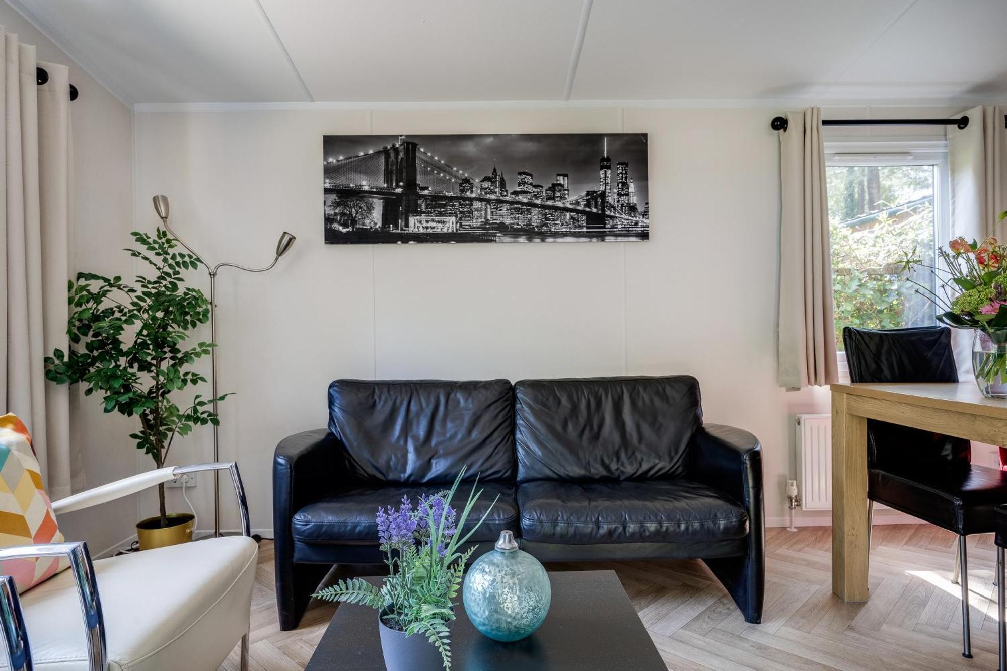Veluwe Hoenderloo Luxury Chalet With Private Sauna And Hot Tub - Swimming Pool Tennis Court Supermarket Bowling Alley Theatre And Entertainment For Children מראה חיצוני תמונה